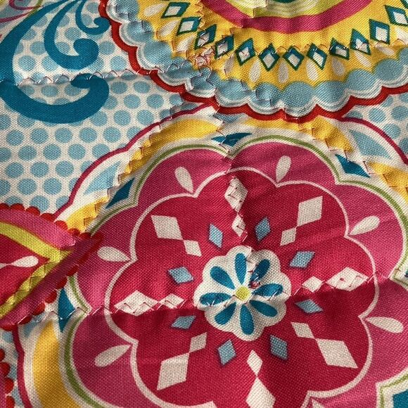 NWOT. Hand Crafted Reversible Doll/Stuffed Animal Quilt with Pillow Set - Picture 6 of 6
